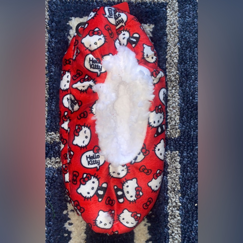 Hello kitty slippers